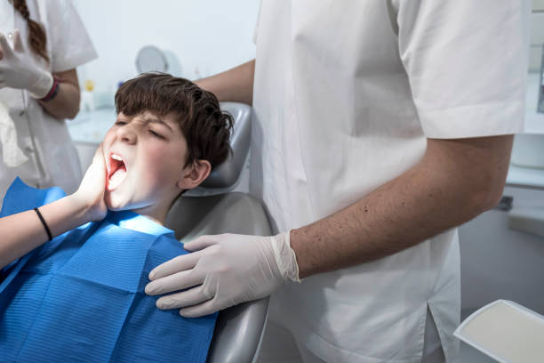 Best Emergency Treatment for Oral Infections in Stanley, WI